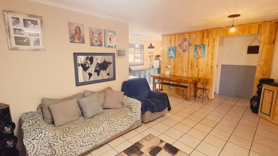 2 Bedroom Property for Sale in Vaalpark Free State